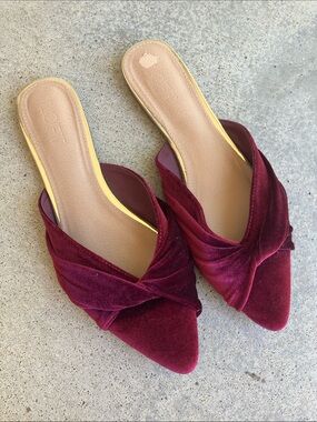 LOFT Burgundy Velvet Pointed Toe Slip On Mules, 9.5